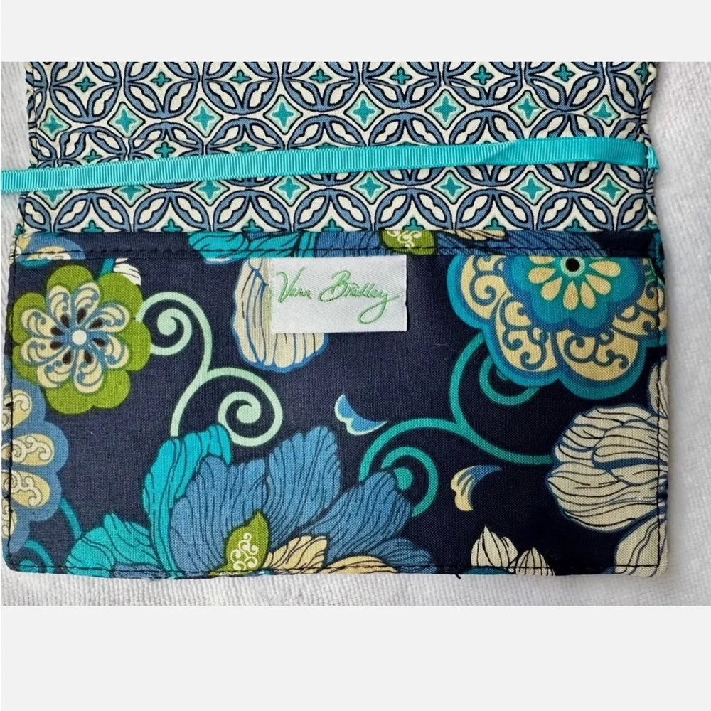 VTG Vera Bradley Mod Blue Floral, Quilted Book Cover Retired ‘07 EUC